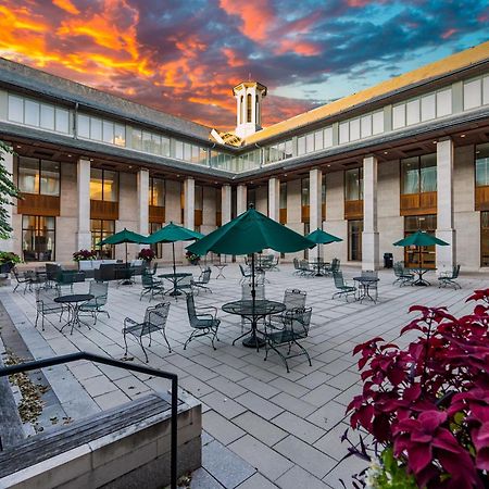 The Knight Center At Washington University University City Екстериор снимка