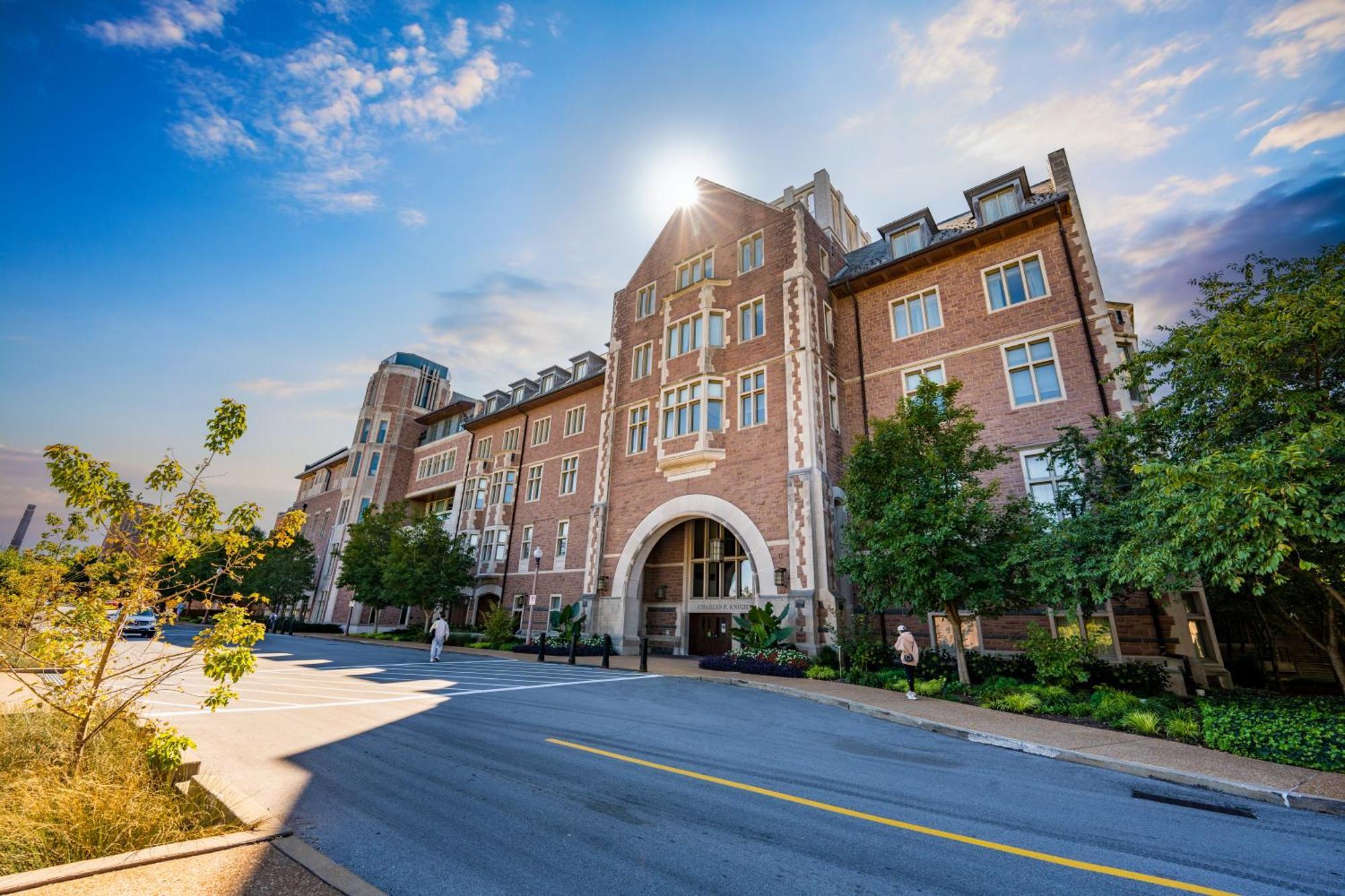 The Knight Center At Washington University University City Екстериор снимка