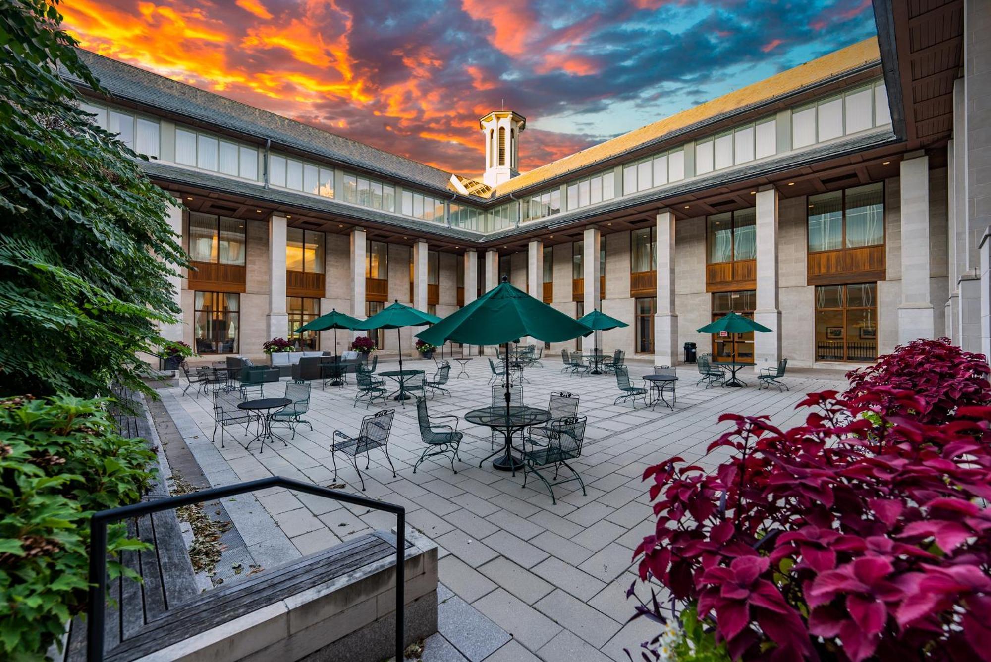 The Knight Center At Washington University University City Екстериор снимка